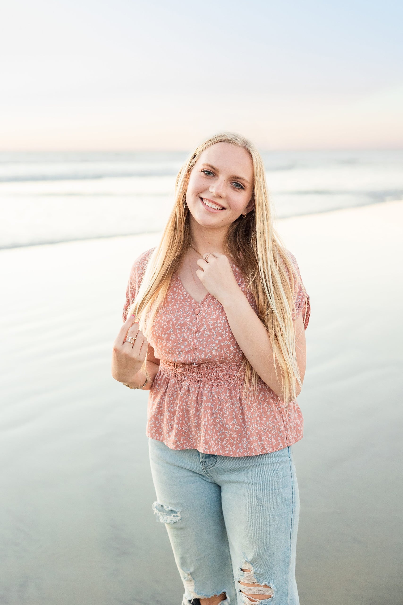 San Diego Photographer,Beach Wedding Crystal Pier Hotel & Cottages,Photos at Pacific Terrace Hotel